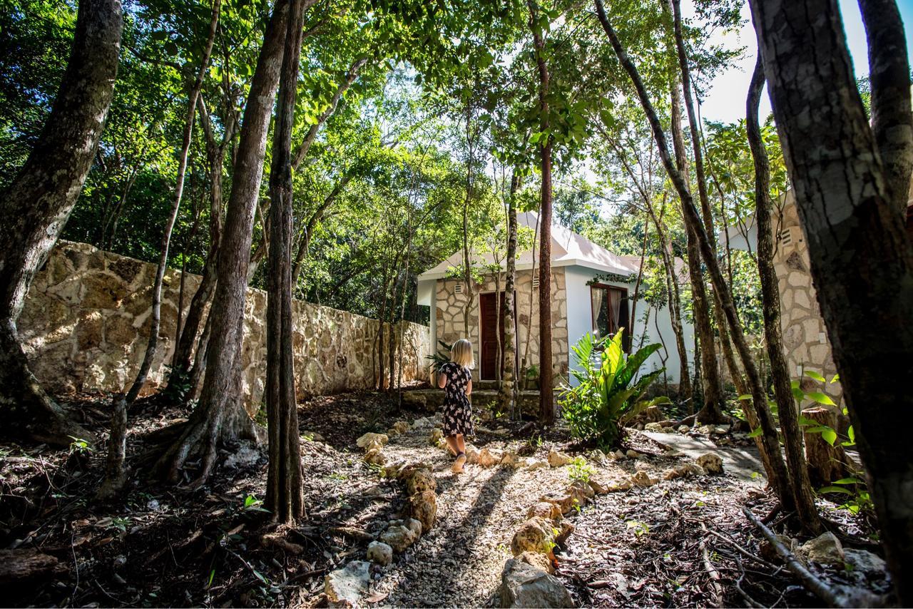 Escarabajo Rojo Bed & Breakfast Tulum Dış mekan fotoğraf