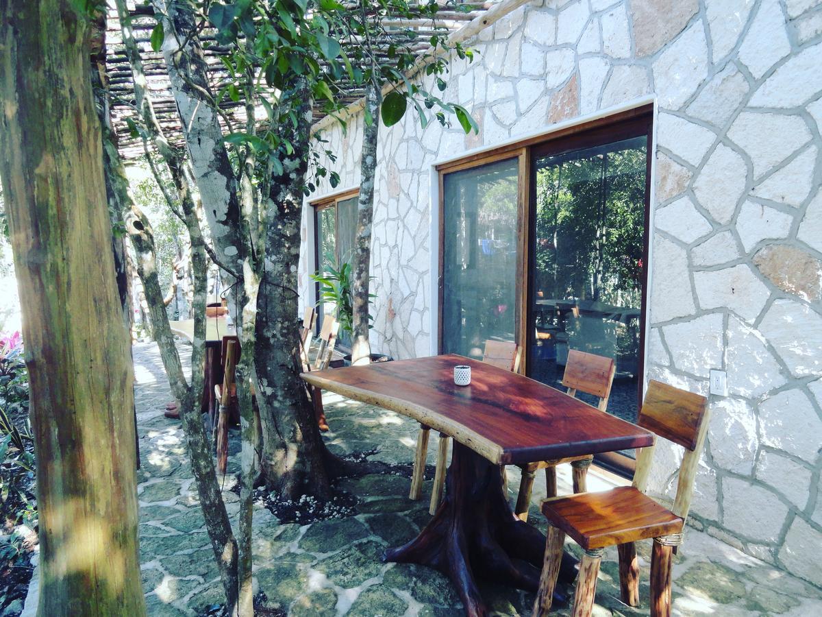 Escarabajo Rojo Bed & Breakfast Tulum Dış mekan fotoğraf