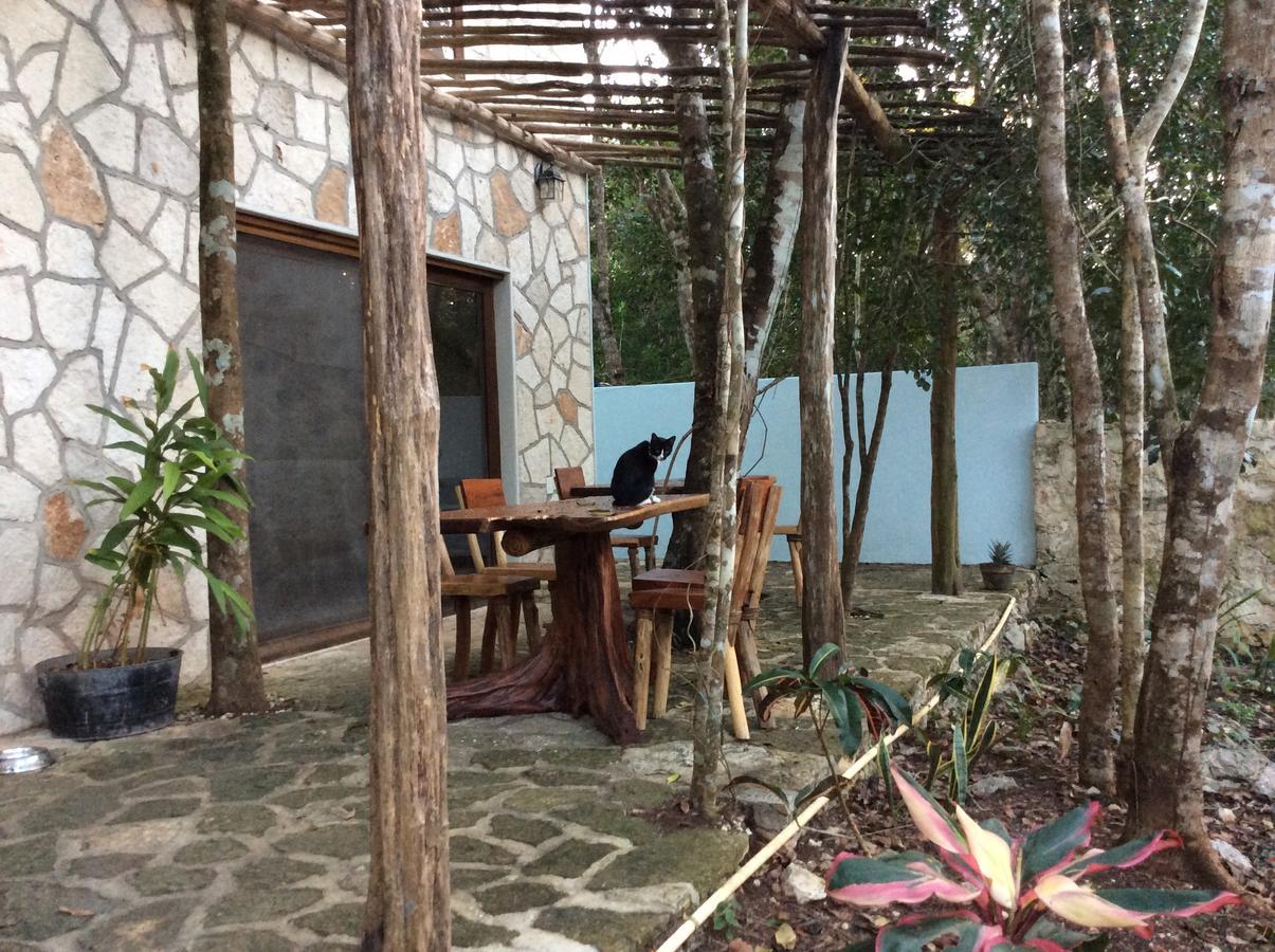 Escarabajo Rojo Bed & Breakfast Tulum Dış mekan fotoğraf
