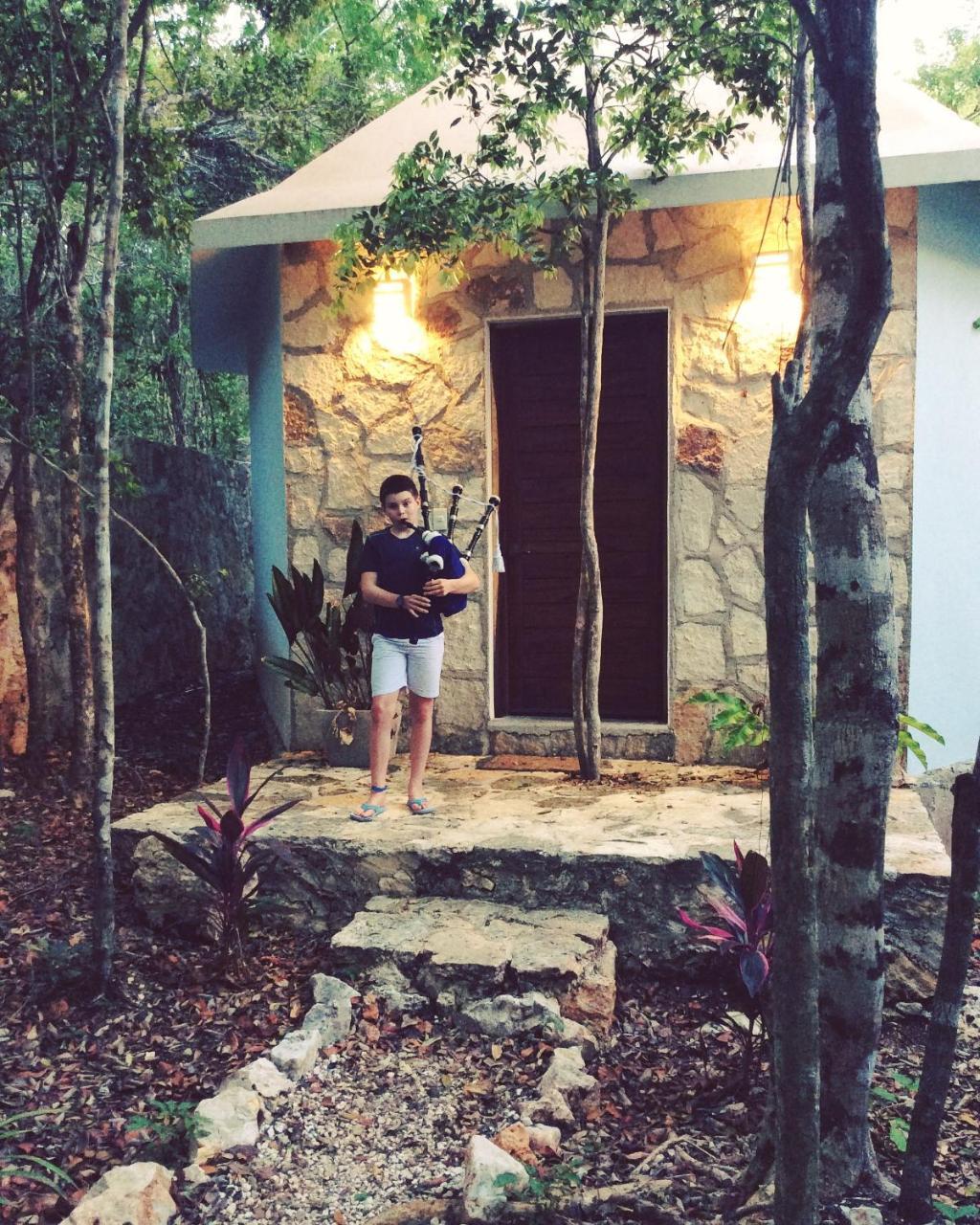 Escarabajo Rojo Bed & Breakfast Tulum Dış mekan fotoğraf