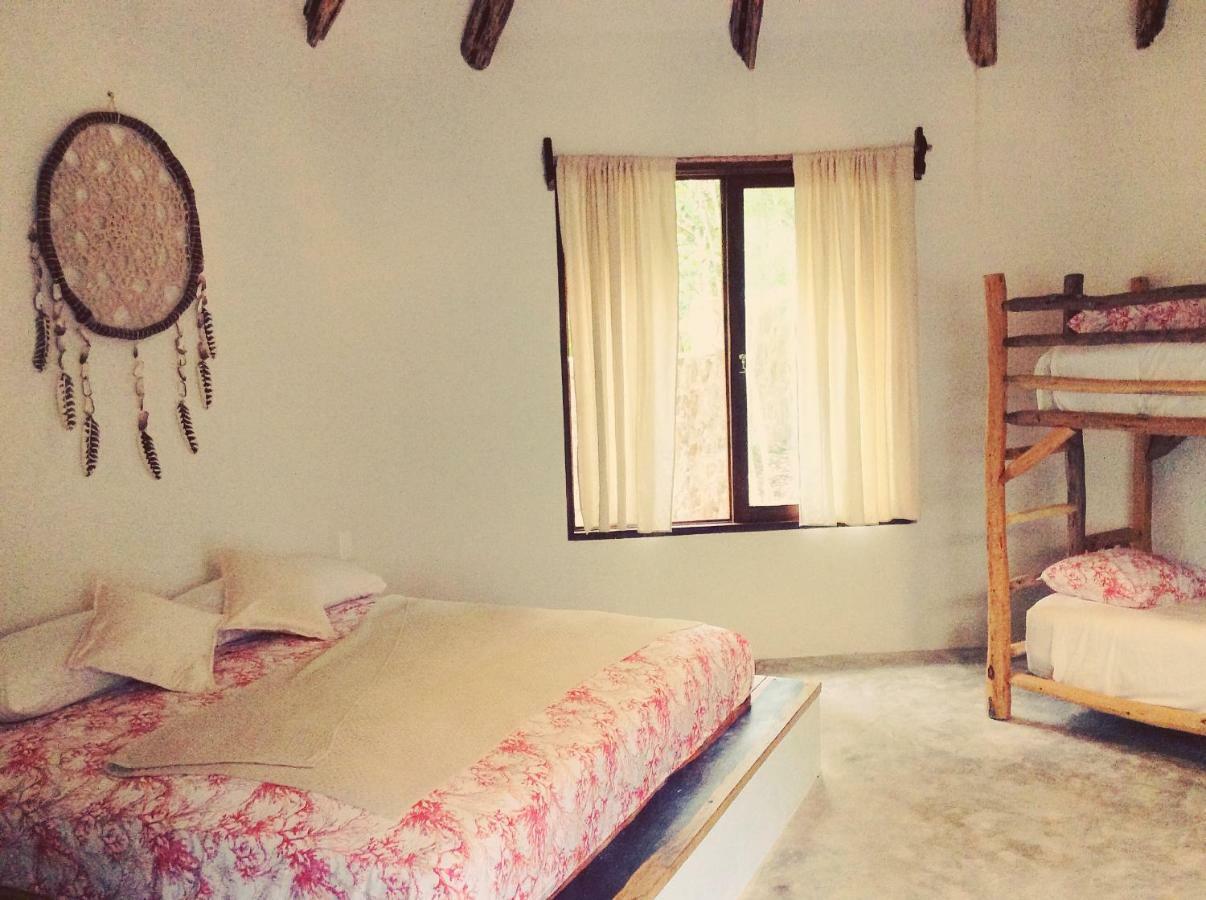 Escarabajo Rojo Bed & Breakfast Tulum Dış mekan fotoğraf